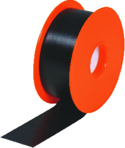 6037 - Ruban adhésif PVC noir.