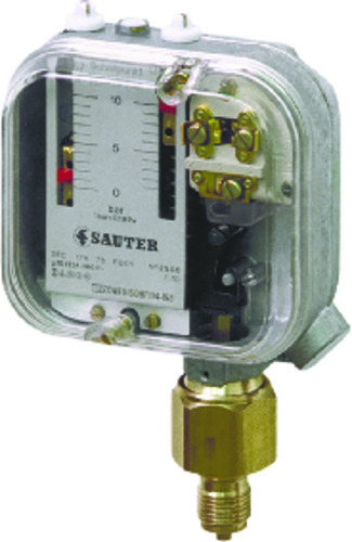 DFC17B - Pressostat vapeur à contact réglable.